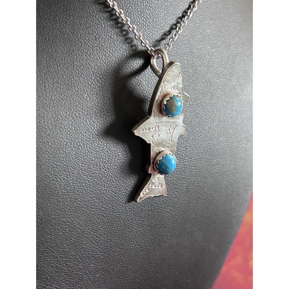 Silver Trout Fish Hand Stamped Pendent On A Chain Kingman Turquoise Necklace New - Picture 3 of 6
